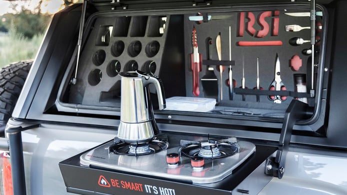 GMC Canyon AT4 OVRLANDX Concept - cocina