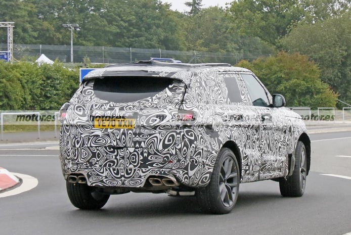 Photo Range Rover Sport SVR 2023 at Nürburgring - exterior