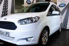 Ford Tourneo Courier 1.5 Tdci 95cv Titanium