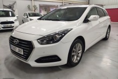 Hyundai i40 CW 1.7 CRDi 115cv BlueDrive Tecno Sky