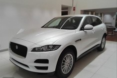 Jaguar F-Pace 2.0L i4D 120kW Pure