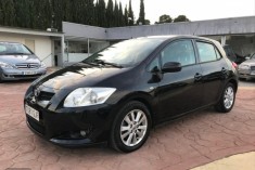 Toyota Auris 2.0 D4D Sol