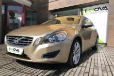 Volvo V 60 2.0 D4 Summum Auto
