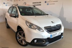 Peugeot 2008 Allure 1.6 BlueHDi 100 SS