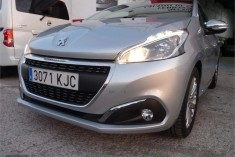 Peugeot 208 5P STYLE 1.2L PureTech 60KW 82CV