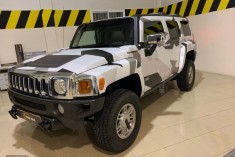 Hummer H3 Base Package Auto