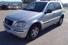 Mercedes Clase M ML 320 218 CV gasolina.