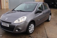 Renault Clio Authentique 1.2 16v 75