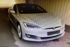 Tesla Model S 90D 4WD