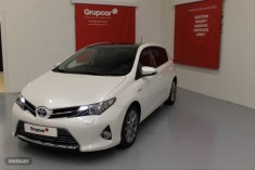Toyota Auris Hybrid Active