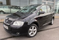 Volkswagen Touran 1.9 TDI DSG ADVANCE