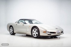 Chevrolet Corvette COUPE A