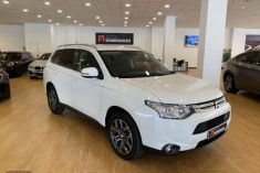 Mitsubishi Outlander 220 DID Motion 2WD 7 Plazas