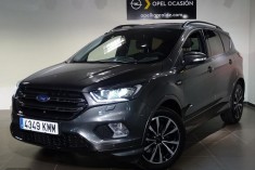 Ford Kuga 2.0 TDCi 110kW 4x4 STLine Powers.