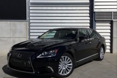 Lexus LS 600h Hybrid Nogal