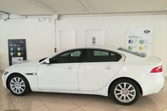 Jaguar XE 2.0 Diesel RWD 132kW Pure