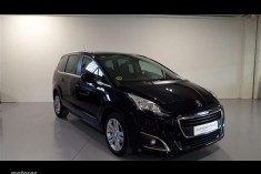 Peugeot 5008 STYLE 1.6 HDI 115 FAP