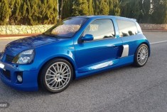 Renault Clio RENAULT SPORT 3.0 V6
