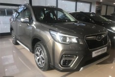 Subaru Forester 2.0i Hybrid CVT Sport Plus
