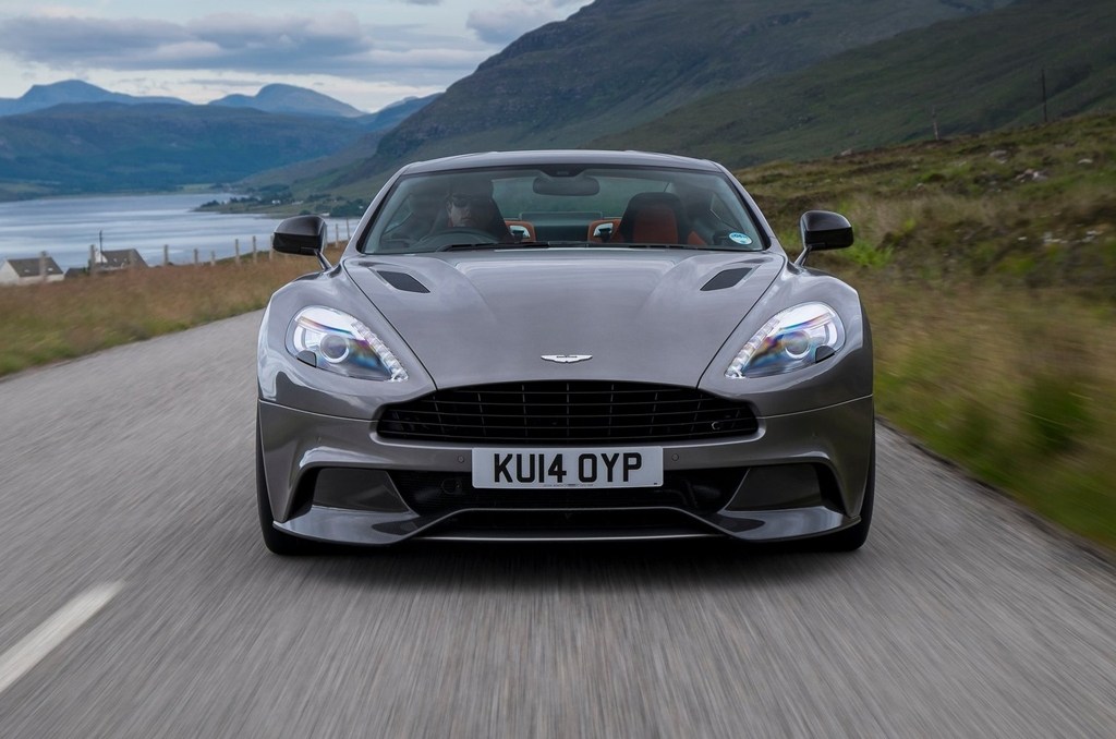 Aston Martin Vanquish Vanquish