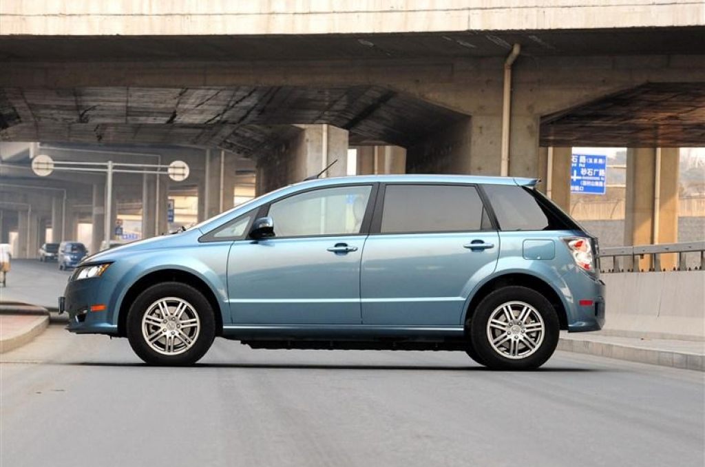 BYD E6
