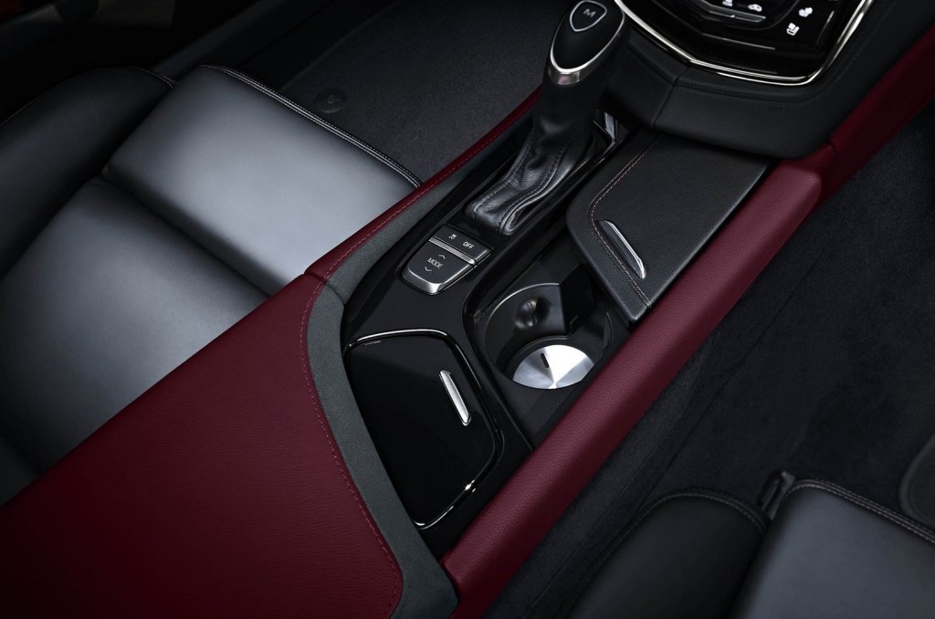 Cadillac CTS CTS