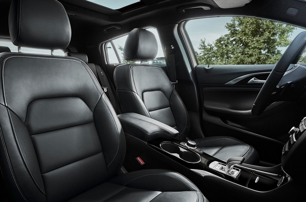 Infiniti Q30 Q30