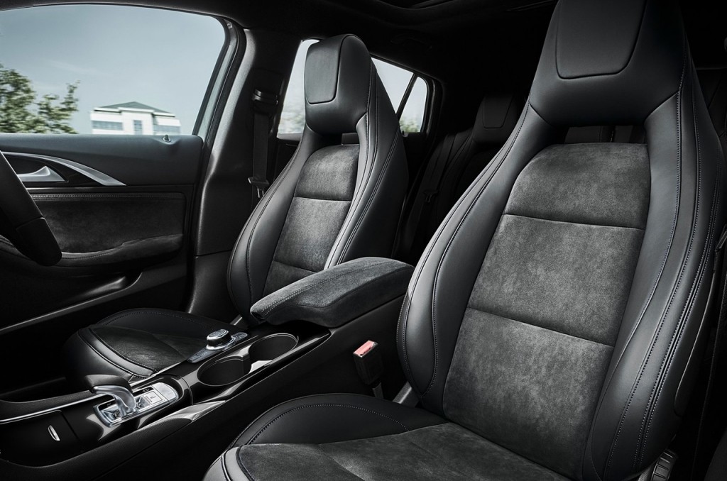Infiniti Q30 Q30