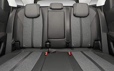 Peugeot 3008 Hybrid 3008 Hybrid 225 e-EAT8 Allure (2019)