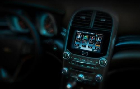 Chevrolete muestra ahora parte del interior del Malibu