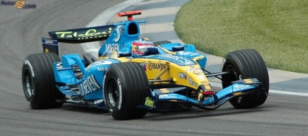 Renault ya dio los primeros giros en Japón
