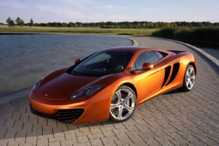 McLaren niega problemas de rendimiento en el MP4-12C