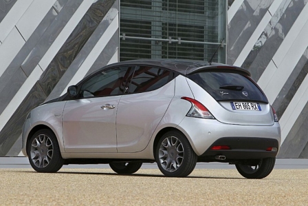 Lancia Ypsilon GLP, mirando el bolsillo