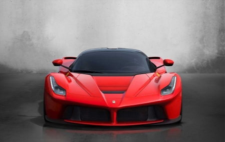 Fernando Alonso exprime el LaFerrari en Fiorano
