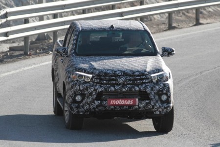 Toyota Hilux 2015, de pruebas la nueva generación de la pick-up