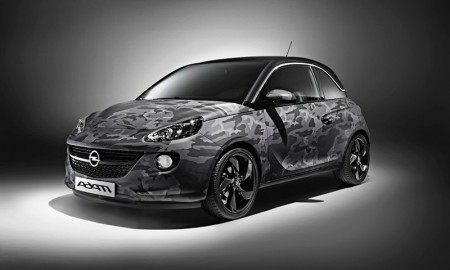 Salen a subasta siete Opel Adam diseñados por Bryan Adams