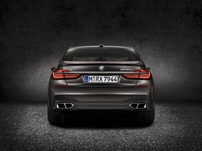 BMW M760Li xDrive