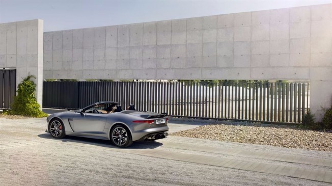 Jaguar F-Type SVR Cabrio