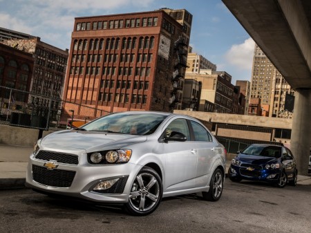 México - Febrero 2016: El Chevrolet Sonic desplaza al Aveo