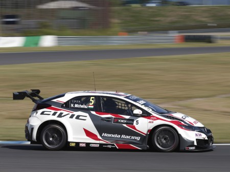 Norbert Michelisz encabeza el triplete de Honda en Motegi