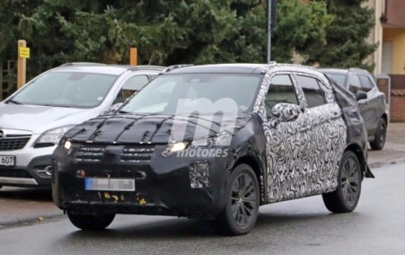 El nuevo Mitsubishi C SUV 2018 cazado al desnudo en la calle