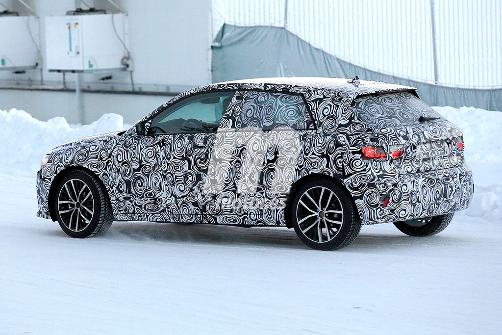 audi-a1-2018-201732913_7.jpg