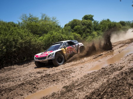 Dakar 2017, etapa 2: Loeb da el primer triunfo a Peugeot