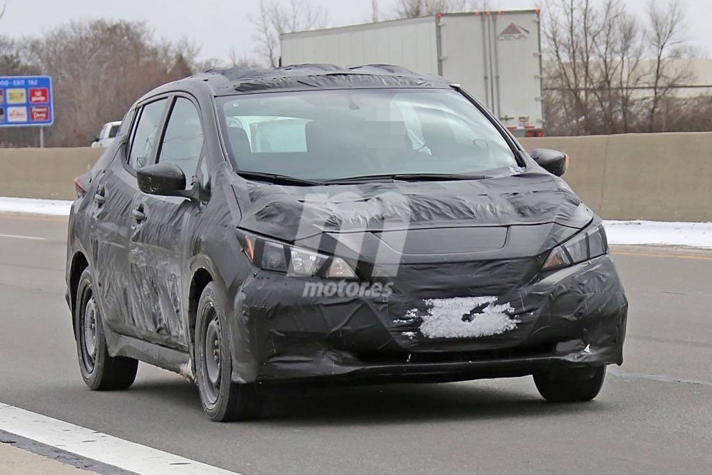 nissan-leaf-2018-201733853_1.jpg