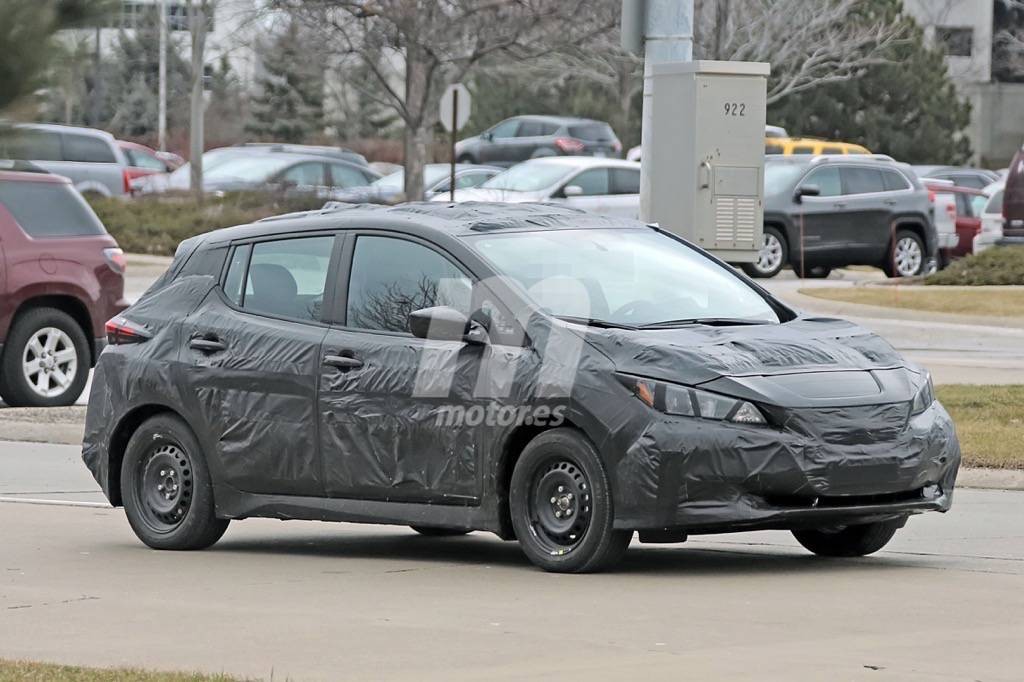 nissan-leaf-2018-201733853_3.jpg