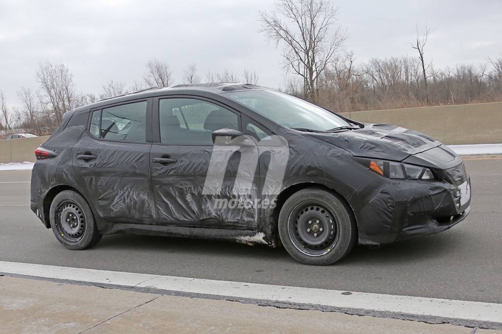 nissan-leaf-2018-201733853_4.jpg