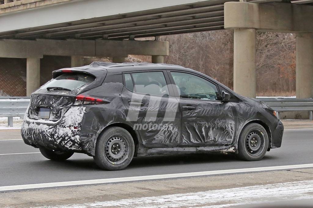 nissan-leaf-2018-201733853_7.jpg