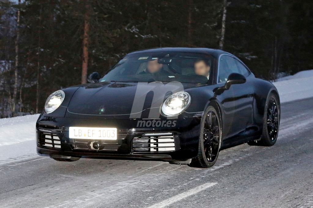 Порше 911 2018