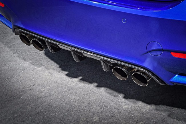bmw-m4-cs-2017-201735560_8.jpg
