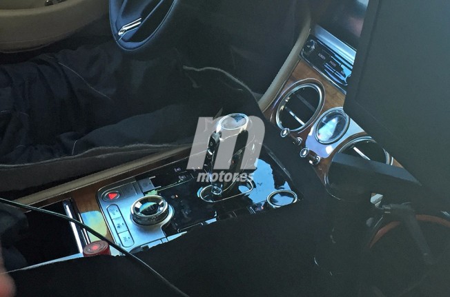 Bentley Continental GT 2018 - foto espía interior Bentley Continental GT 2018 - foto espía interior